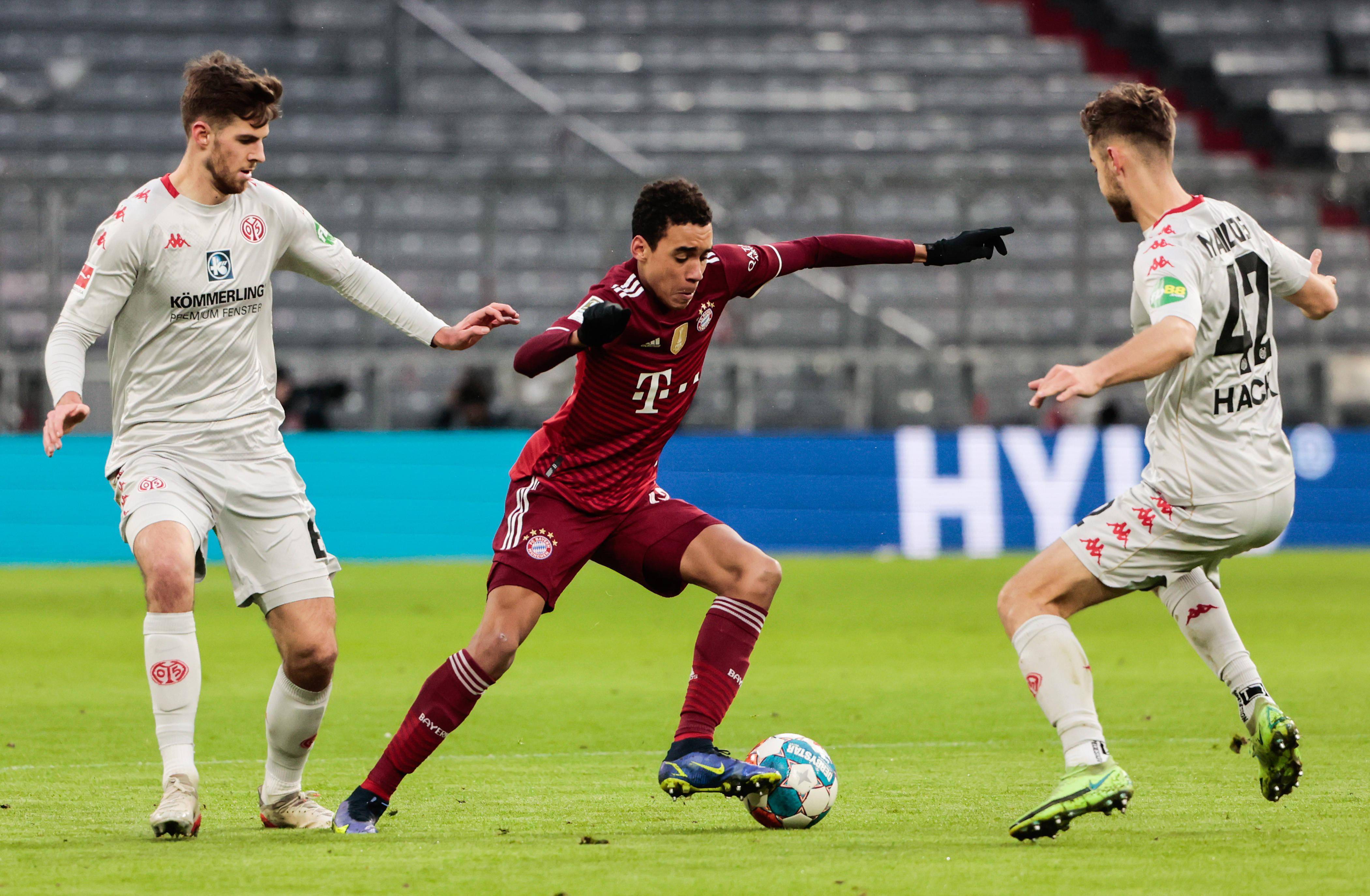 半岛体育-乔丹公牛集锦